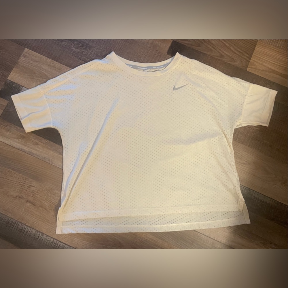 Nike Running Dri-Fit Mesh Short Sleeve Size Large